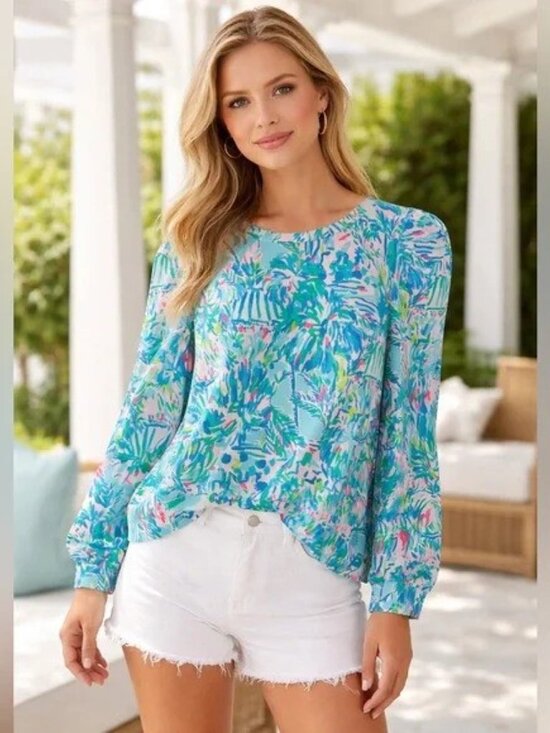 Lilly Pulitzer Tops - Lilly Pultitzer Jansen LS Sweater Women's Small Blue Ibiza Cabana Cocktail NWT